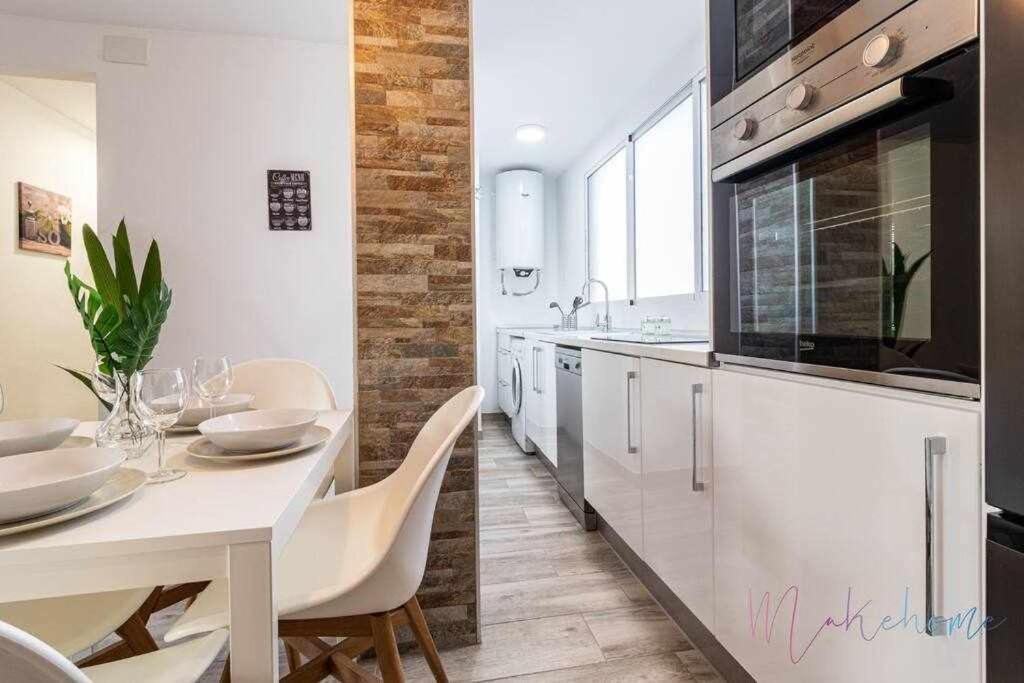 Apartamento 1 En Estadio Sevilla 6 Plazas Y Metro Exteriör bild